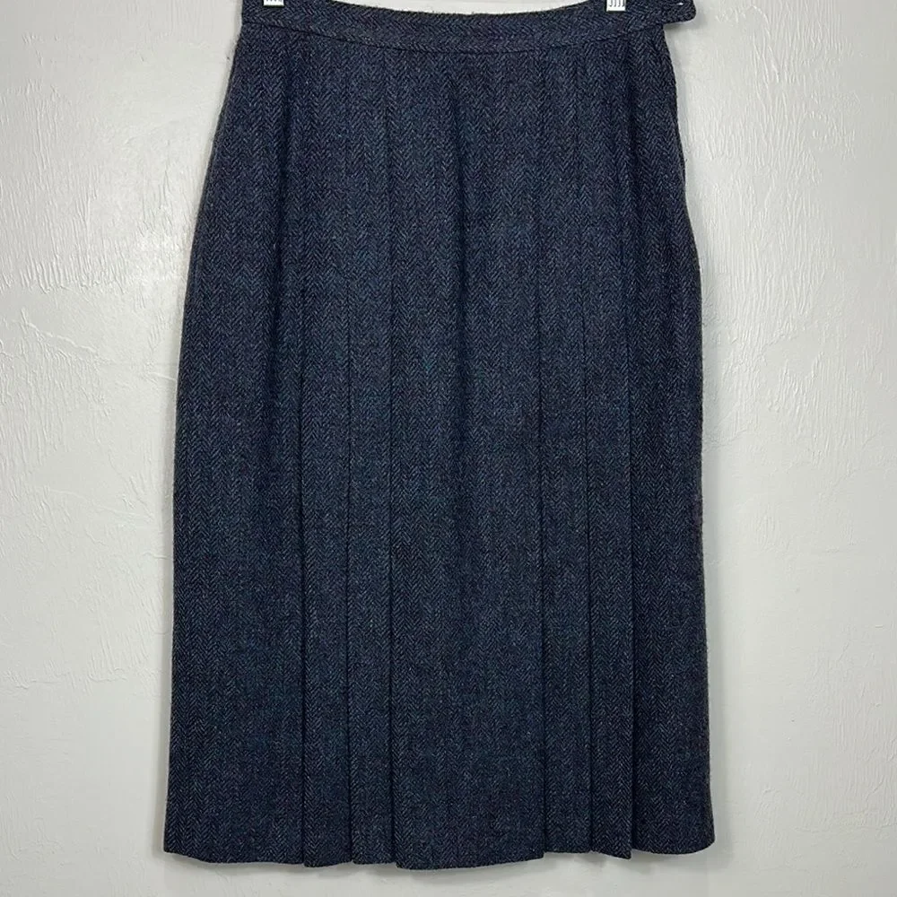 Brian Tucker Vintage Pure New Wool Midi Length Pleated Skirt Size 10